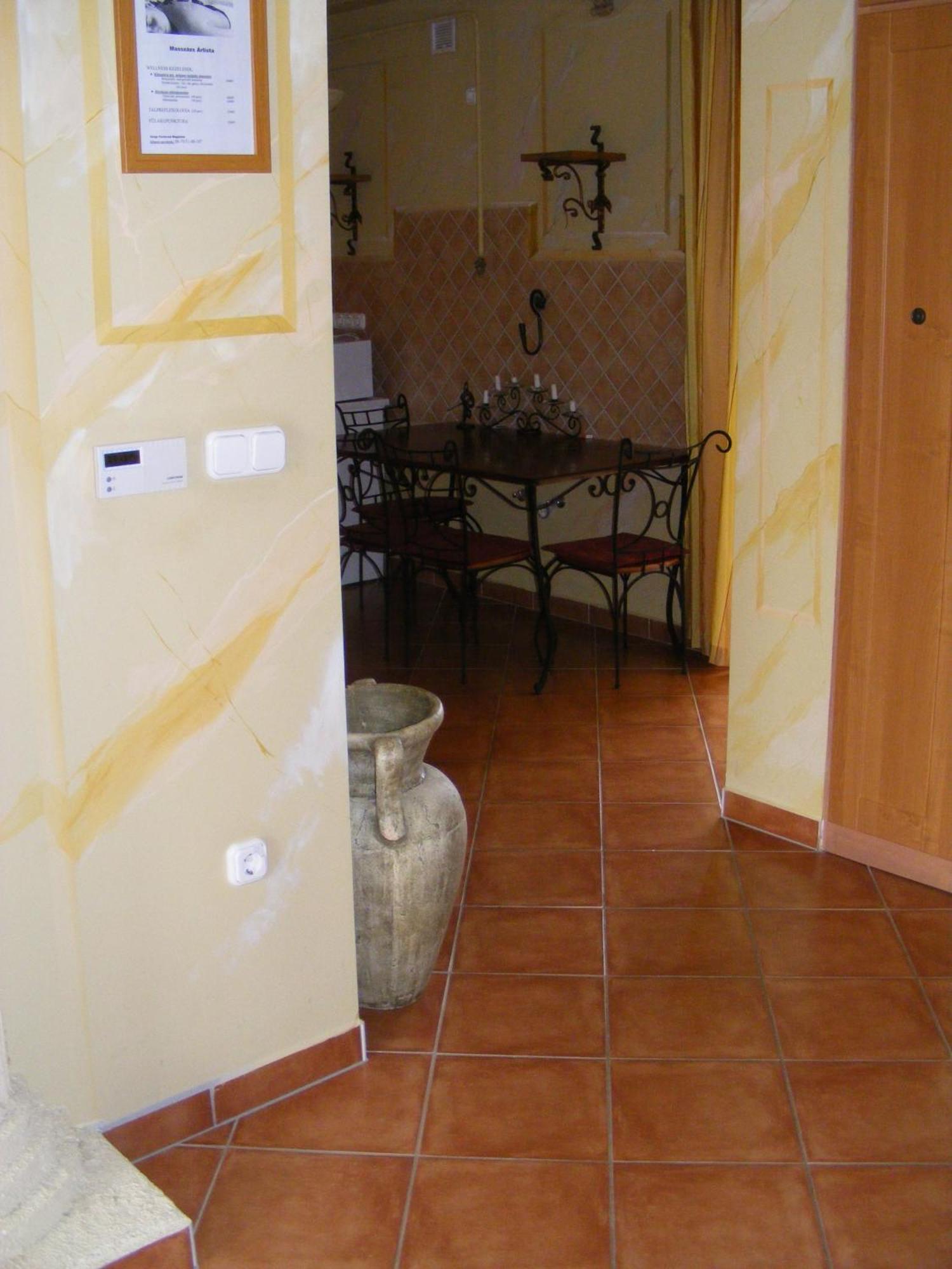 Hotel Don Quijote Középkori Panzio és Étterem à Lenti Extérieur photo
